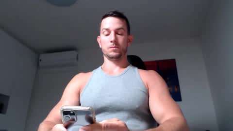Snapshot of jakubstefano chatting on December 13, 6:10 am Muscle beast P online show from December 13, 6:10 am