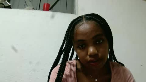 jalilah online show from March 8, 7:06 pm