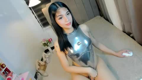 Snapshot of jalsey_smith chatting on April 21, 2:51 am Jalsey online show from April 21, 2:51 am