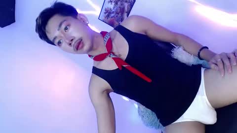 Snapshot of jam_bigcock69 chatting on June 3, 7:44 am Jam online show from June 3, 7:44 am