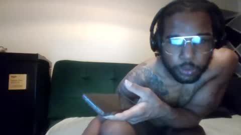 Snapshot of jamelw31 chatting on July 18, 4:16 am Naughty Jamel online show from July 18, 4:16 am