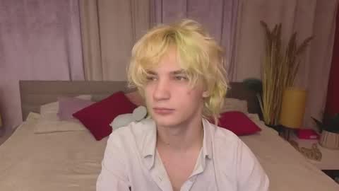 JameMiller online show from April 17, 6:27 am