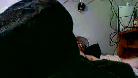 Snapshot of james30cup chatting on July 5, 4:03 pm what you in too online show from July 5, 4:03 pm