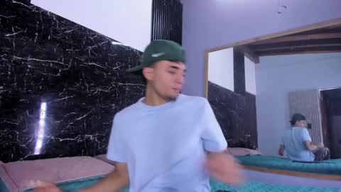 james_06_ online show from April 9, 11:26 am