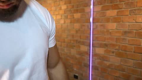 James Axel online show from December 9, 2:39 pm