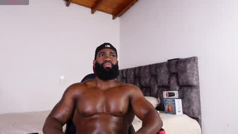 Snapshot of james_bbcmuscle chatting on July 11, 11:35 am James BBC online show from July 11, 11:35 am