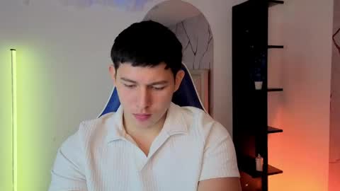 Snapshot of james_cr chatting on May 22, 1:39 pm james_cr online show from May 22, 1:39 pm