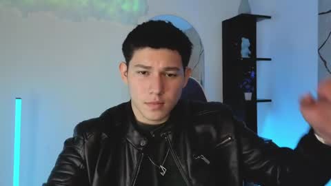 Snapshot of james_cr chatting on May 23, 3:16 pm james_cr online show from May 23, 3:16 pm