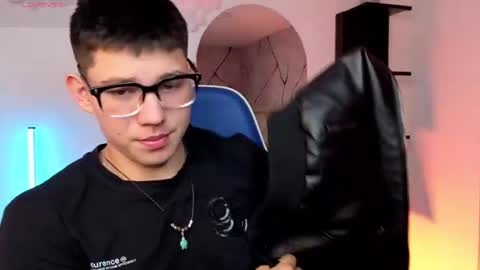 james_cr online show from July 8, 12:53 pm