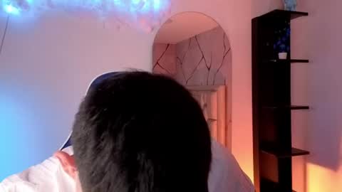 james_cr online show from July 27, 12:23 pm