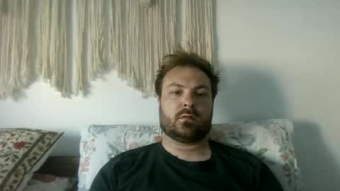 Snapshot of james_heron chatting on June 19, 5:45 am James Heron online show from June 19, 5:45 am