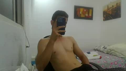 Snapshot of jamesbrom2000 chatting on July 14, 3:55 am jamesbrom2000 online show from July 14, 3:55 am