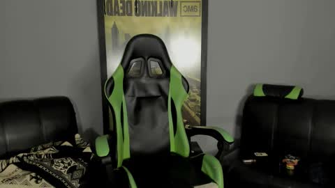 Snapshot of jamesinked_ chatting on March 1, 3:10 am Jamesinked  online show from March 1, 3:10 am