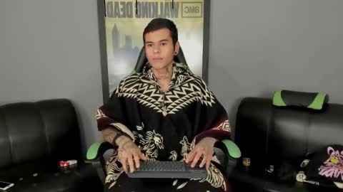 Snapshot of jamesinked_ chatting on March 8, 9:08 pm Jamesinked  online show from March 8, 9:08 pm