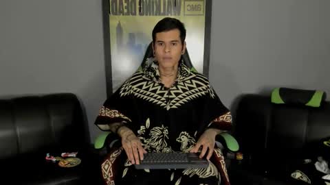 Snapshot of jamesinked_ chatting on March 10, 1:56 am Jamesinked  online show from March 10, 1:56 am