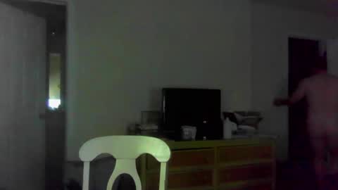 Snapshot of jamesjewels chatting on May 27, 2:19 am jamesjewels online show from May 27, 2:19 am