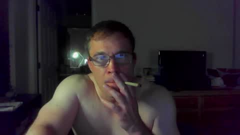 Snapshot of jamesjewels chatting on June 10, 1:50 am jamesjewels online show from June 10, 1:50 am