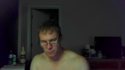 Snapshot of jamesjewels chatting on July 1, 2:57 am jamesjewels online show from July 1, 2:57 am
