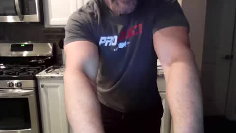 Snapshot of jamesmckendree chatting on March 24, 11:26 am jamesmckendree online show from March 24, 11:26 am