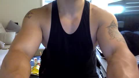 jamesmo820913 online show from October 3, 4:53 am