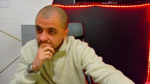 JamesMyers online show from April 8, 3:28 am