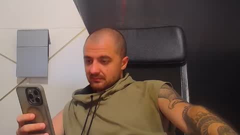 Snapshot of jamesmyersx chatting on July 16, 3:45 am JamesMyers online show from July 16, 3:45 am