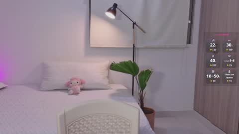Snapshot of jamess_blanco chatting on May 21, 12:28 am jamess_blanco online show from May 21, 12:28 am