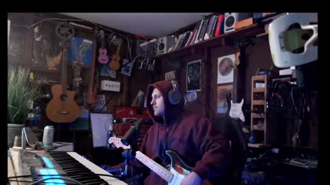 Snapshot of jameswebbscope chatting on March 12, 8:19 am Jameswebbscope online show from March 12, 8:19 am