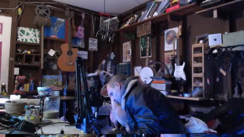 Snapshot of jameswebbscope chatting on December 15, 4:39 am Jameswebbscope online show from December 15, 4:39 am