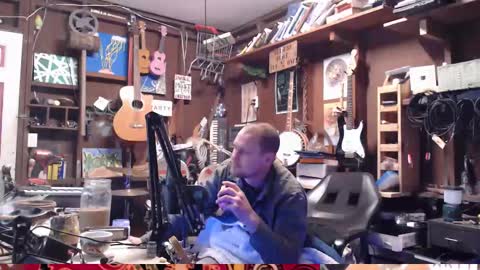 Snapshot of jameswebbscope chatting on December 16, 11:54 pm Jameswebbscope online show from December 16, 11:54 pm