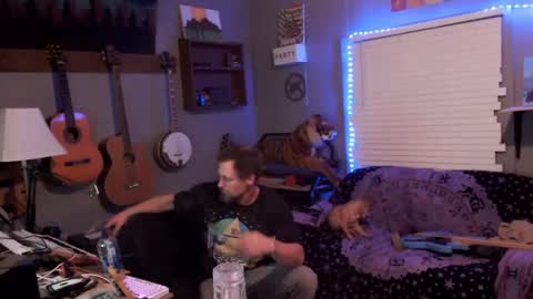 Snapshot of jameswebbscope chatting on June 11, 11:19 am Jameswebbscope online show from June 11, 11:19 am