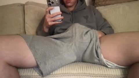 Snapshot of jami4u chatting on February 6, 9:07 pm JAMI4U online show from February 6, 9:07 pm