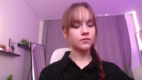 jamie_chung online show from February 16, 3:02 am