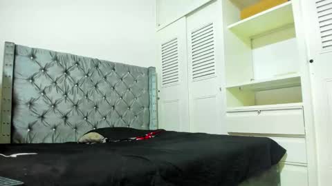 jamiee f online show from March 8, 4:11 pm