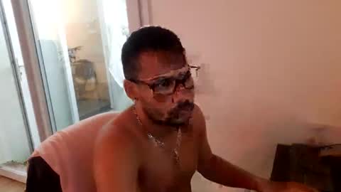 Jamie Lonnas online show from February 3, 6:40 am