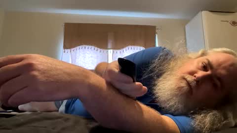 Snapshot of jamielove1975 chatting on May 16, 6:17 pm jamielove1975 online show from May 16, 6:17 pm
