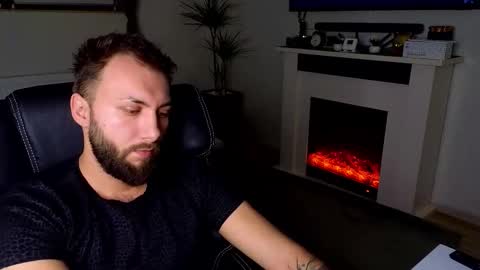 Robbie online show from February 3, 6:22 am