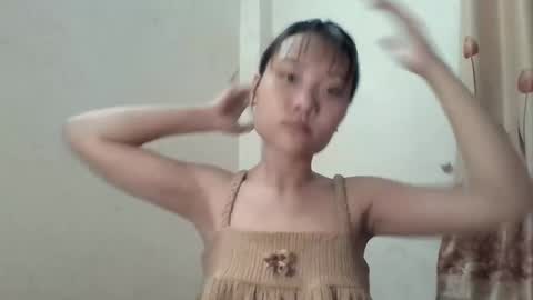 Snapshot of jane_baby999 chatting on May 8, 11:26 am jane_baby999 online show from May 8, 11:26 am