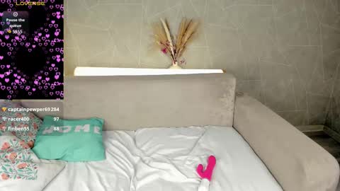 jane_broks online show from March 16, 5:44 am