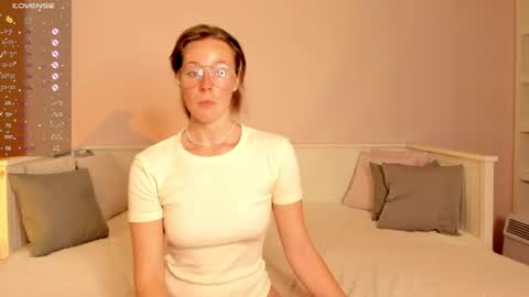 Snapshot of jane_danels chatting on July 18, 5:28 pm Jane Danels online show from July 18, 5:28 pm