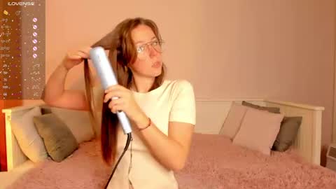 Snapshot of jane_danels chatting on July 21, 6:05 am Jane Danels online show from July 21, 6:05 am