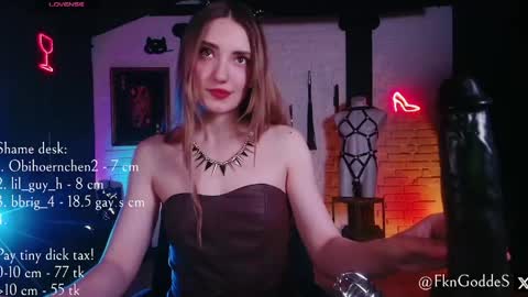 Snapshot of jane_goddes chatting on May 6, 8:47 pm Rude and greedy bitch Professor of Micropenisology online show from May 6, 8:47 pm