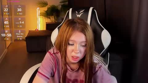 Snapshot of jane_halll chatting on July 7, 6:47 am Jane online show from July 7, 6:47 am