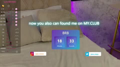 Snapshot of jane_meys chatting on January 28, 8:14 am your kitty JANE roawww online show from January 28, 8:14 am