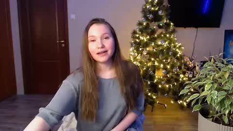 Snapshot of janeblossomhot chatting on December 16, 5:43 pm Jane online show from December 16, 5:43 pm