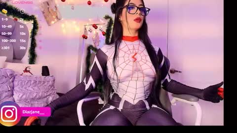 Jennifer online show from December 20, 9:33 pm