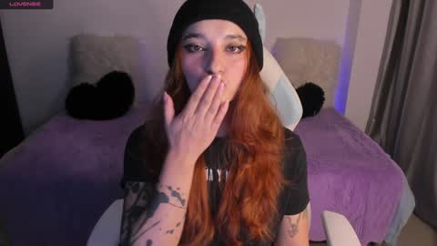 Snapshot of janee_lane chatting on December 16, 11:50 pm Jane online show from December 16, 11:50 pm