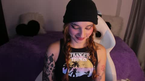 Snapshot of janee_lane chatting on February 8, 1:43 am Jane online show from February 8, 1:43 am
