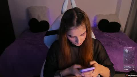 Snapshot of janee_lane chatting on March 1, 11:37 pm Jane online show from March 1, 11:37 pm