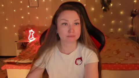 Snapshot of janegrey11 chatting on April 21, 9:17 pm Jane online show from April 21, 9:17 pm